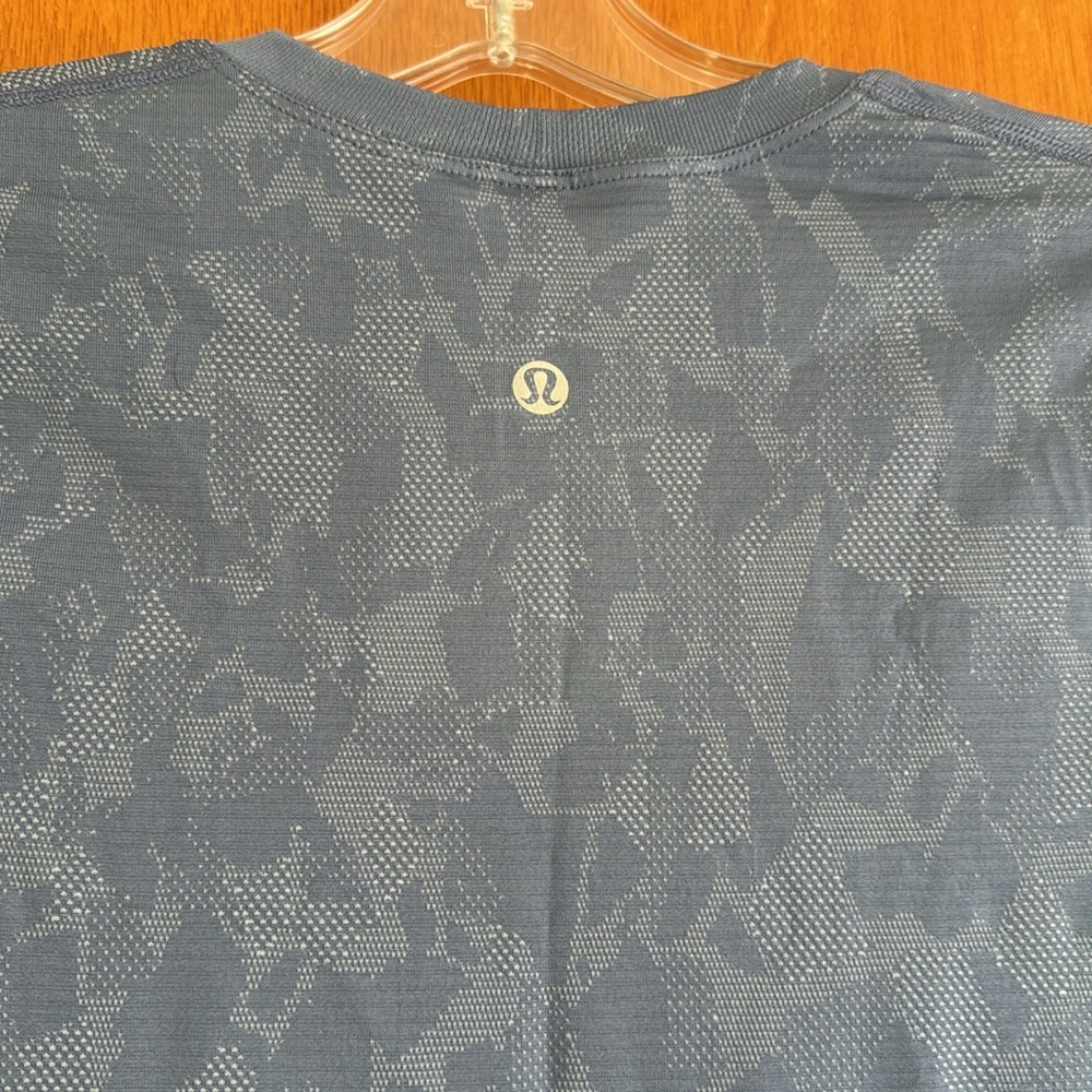 LULULEMON Top - Picture 5 of 5